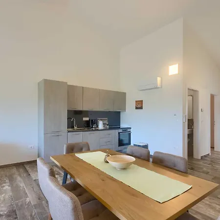 Apartamento Novigrad By Awaytocroatia