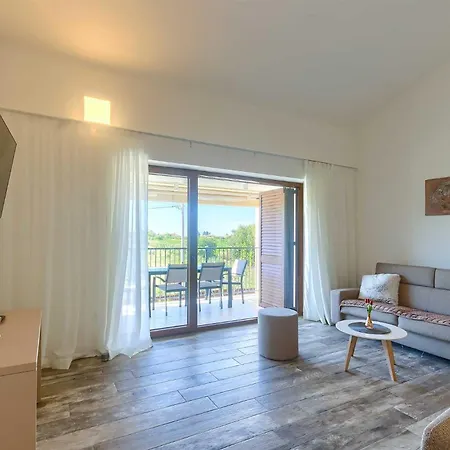 Novigrad By Awaytocroatia Novigrad (Istria)