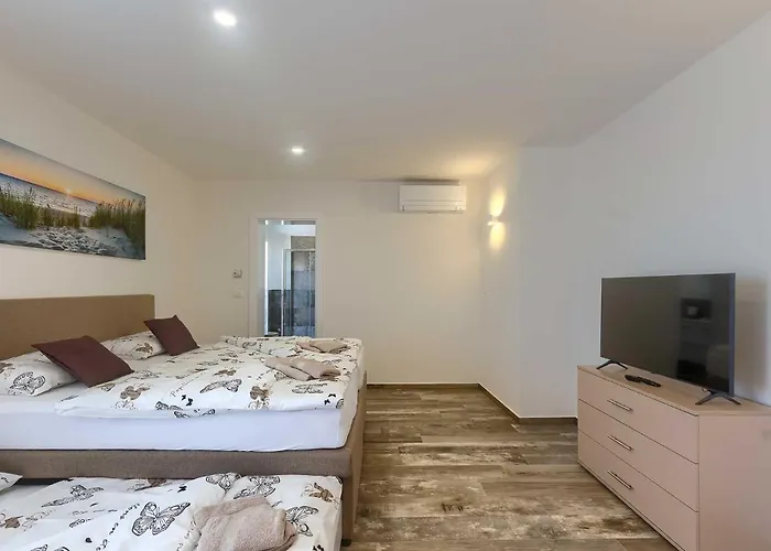 Apartamento Novigrad By Awaytocroatia *