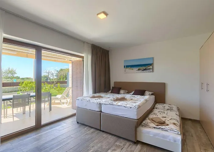 Novigrad By Awaytocroatia Apartamento