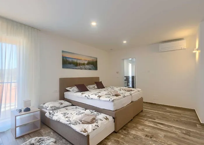 Apartamento Novigrad By Awaytocroatia *