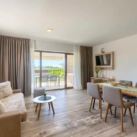 Appartement Novigrad By Awaytocroatia *