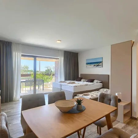 Lejlighed Novigrad By Awaytocroatia Novigrad Istria