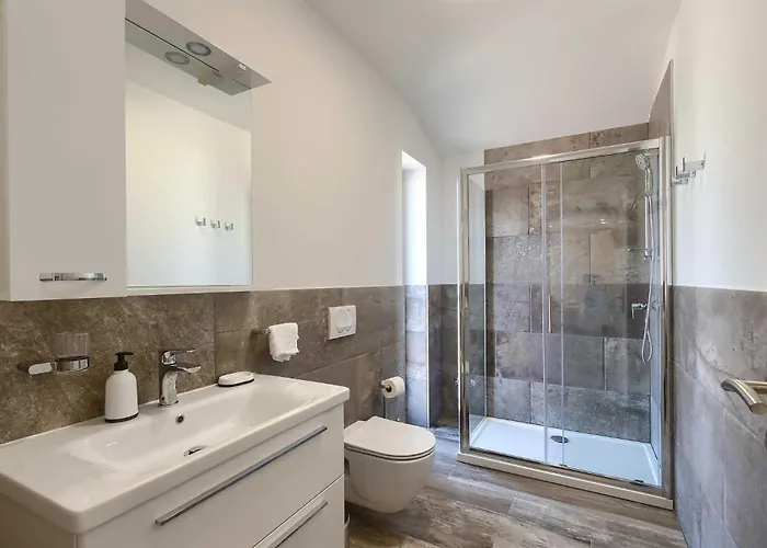 Διαμέρισμα Novigrad By Awaytocroatia