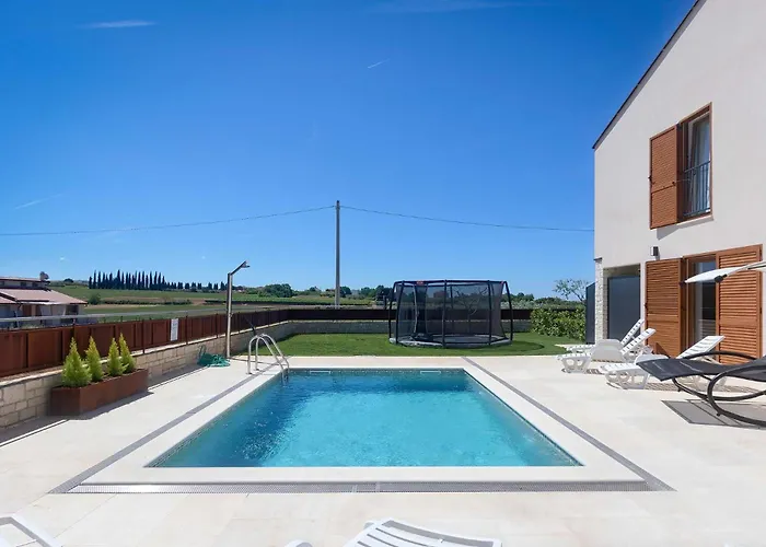 Novigrad By Awaytocroatia Novigrad Istria